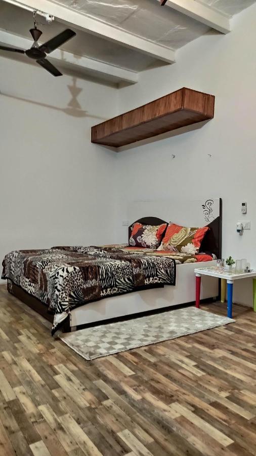 Ira Homestay Mathura - Divine Spiritual Stay 外观 照片